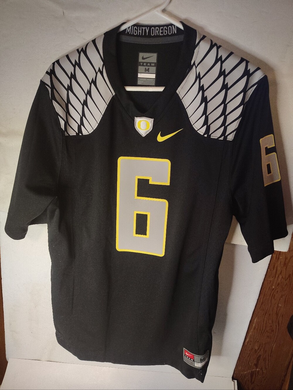 Mighty Oregon Ducks #6 Nike Jersey Black Size Medium
